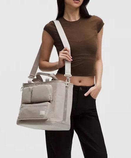 Water Repellent Multi Pocket Recycled Polyester Lunch Tote Bag